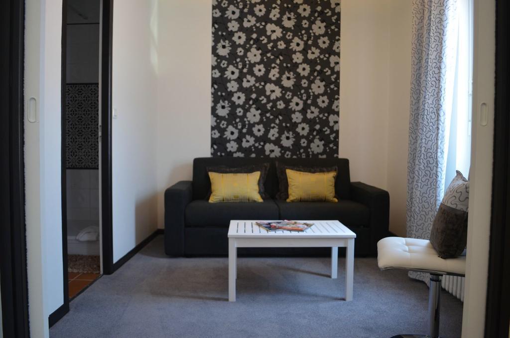 Hotel De France Citotel Rochefort  Bagian luar foto